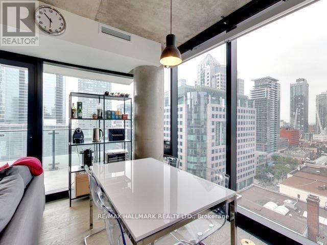 1407 - 224 King Street W, Toronto, Ontario  M5H 0A6 - Photo 6 - C12397858