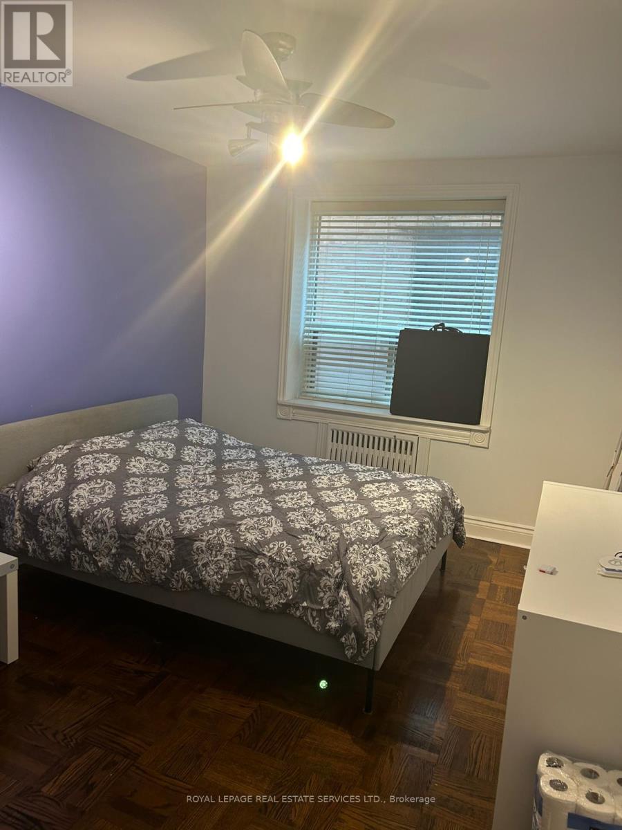 105 - 2 Ridelle Avenue, Toronto, Ontario  M6B 1H4 - Photo 7 - C12397868