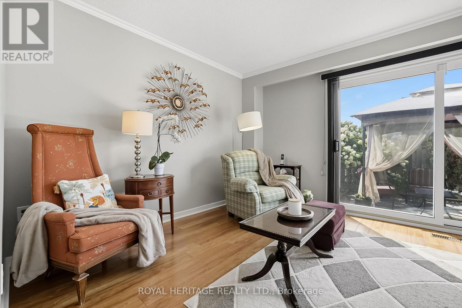 6 - 580 Eyer Drive, Pickering, Ontario  L1W 3B7 - Photo 11 - E12397963