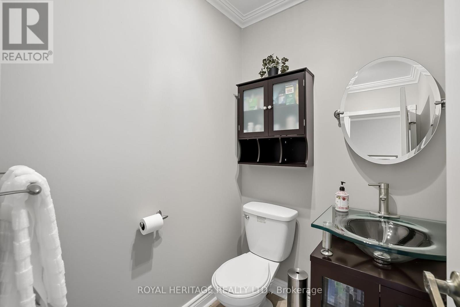 6 - 580 Eyer Drive, Pickering, Ontario  L1W 3B7 - Photo 16 - E12397963