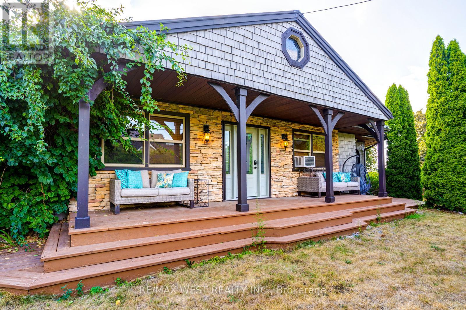 523 Lake Drive E, Georgina, Ontario  L0E 1S0 - Photo 7 - N12371100