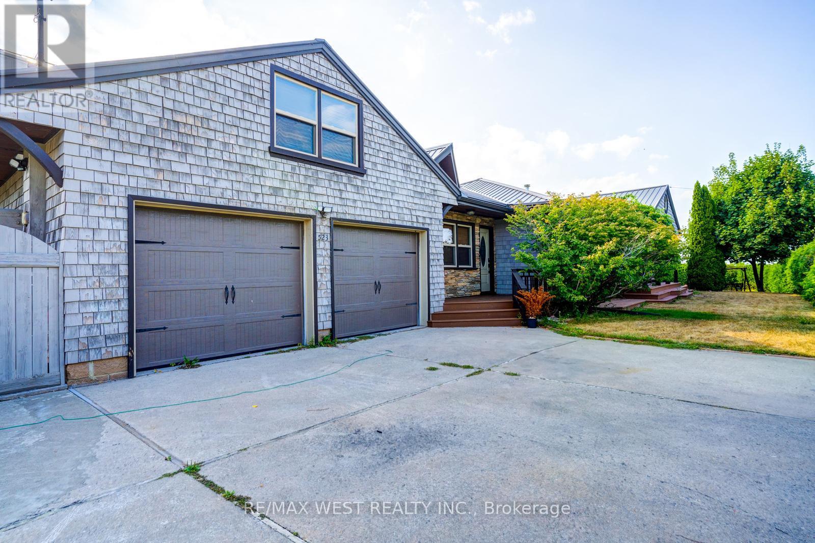 523 Lake Drive E, Georgina, Ontario  L0E 1S0 - Photo 35 - N12371100