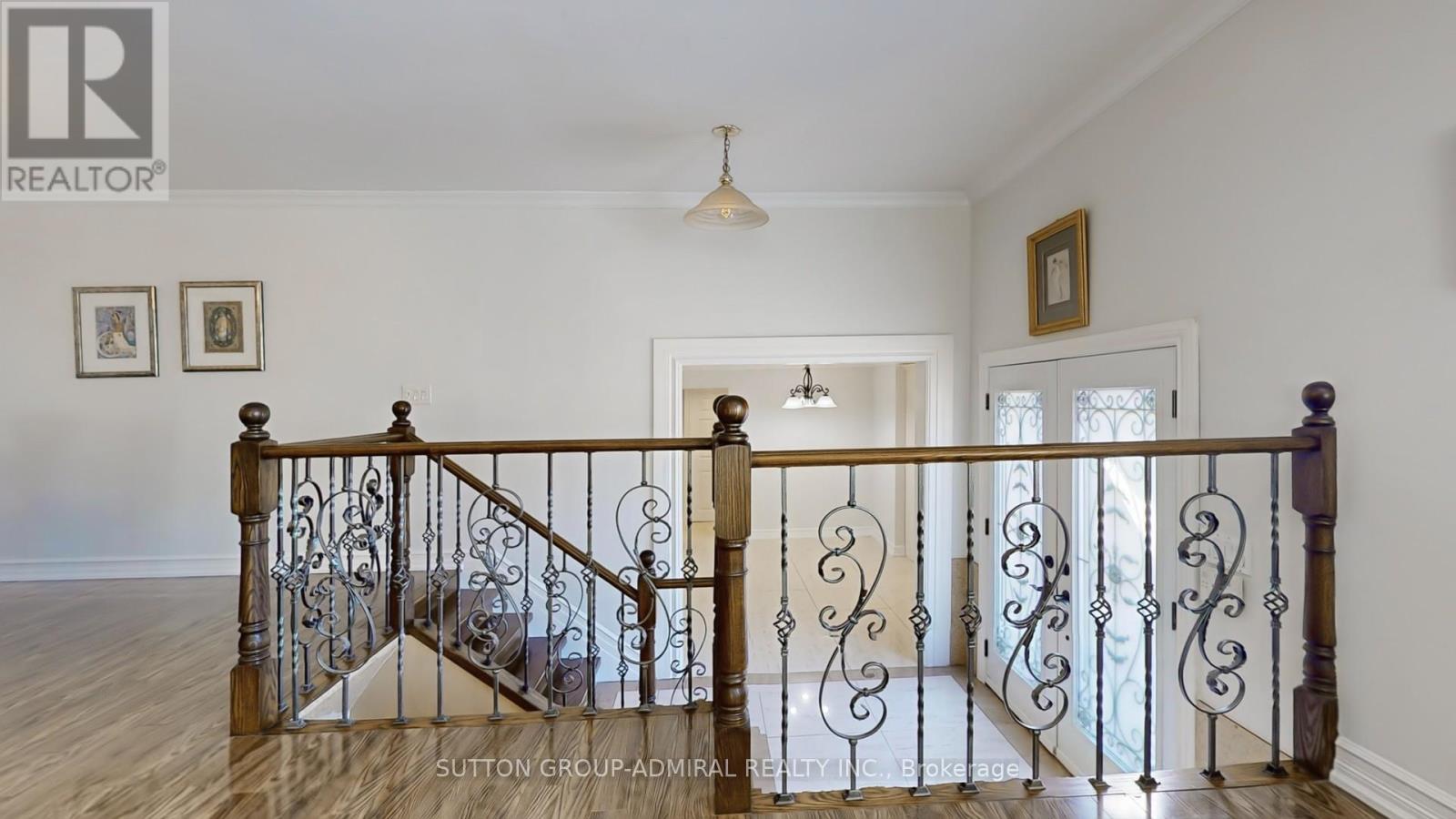 2 Newman Avenue, Richmond Hill, Ontario  L4E 3E4 - Photo 4 - N12397687