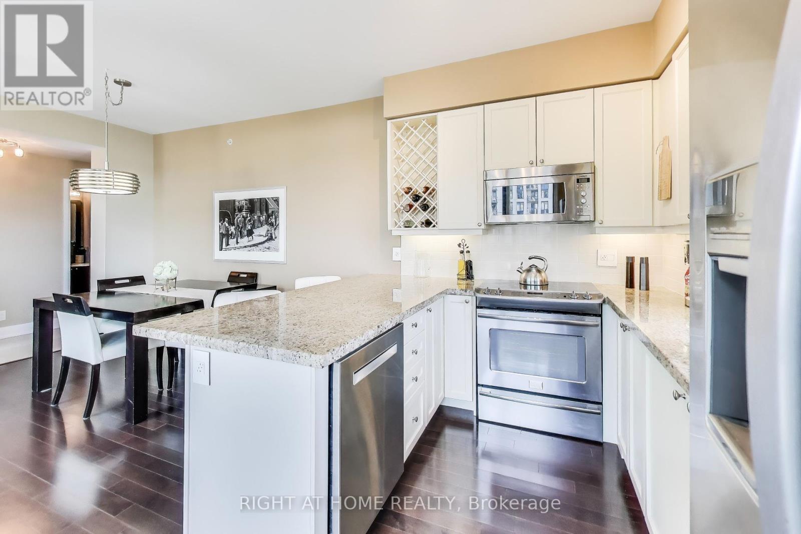 317 - 12 Woodstream Boulevard, Vaughan, Ontario  L4L 8C3 - Photo 16 - N12397711