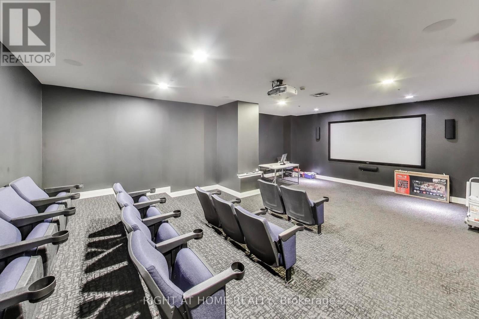 317 - 12 Woodstream Boulevard, Vaughan, Ontario  L4L 8C3 - Photo 8 - N12397711