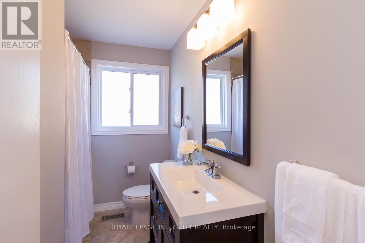 392 Tremblay Road, Ottawa, Ontario  K1G 0B8 - Photo 16 - X12397878