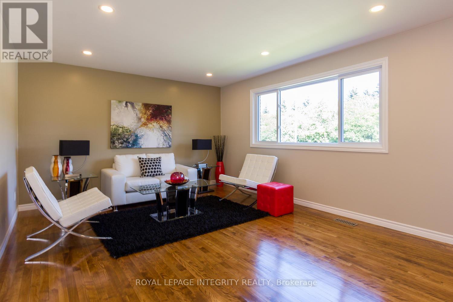 392 Tremblay Road, Ottawa, Ontario  K1G 0B8 - Photo 9 - X12397878