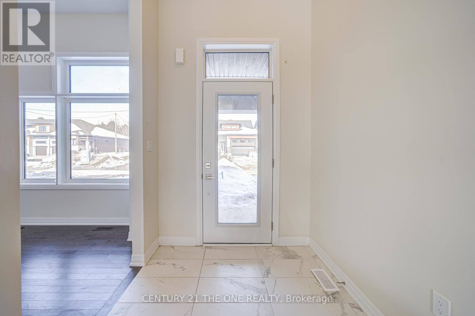 3045 Sandy Acres, Severn, Ontario  L3V 8P9 - Photo 19 - S12397827