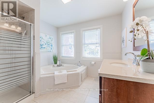 518 Grand Ridge Drive, Cambridge, Ontario  N1S 4Y9 - Photo 26 - X12397913