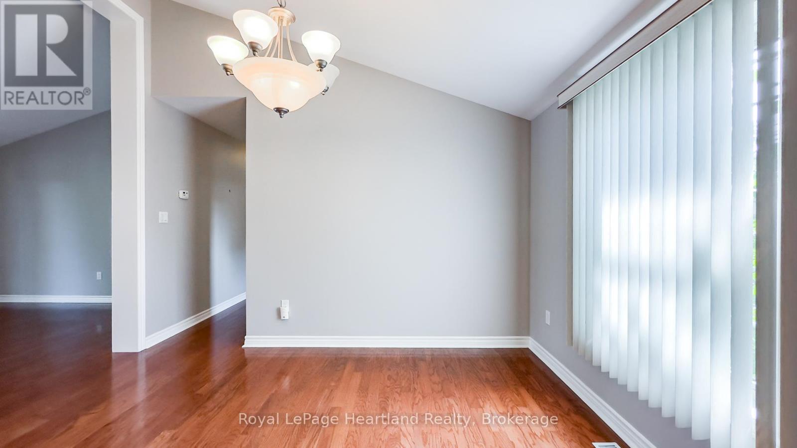42 Iroquois Lane, Ashfield-Colborne-Wawanosh, Ontario  N7A 3Y2 - Photo 15 - X12397947