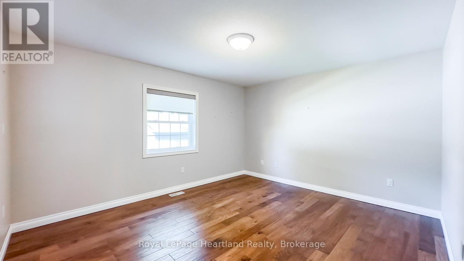 42 Iroquois Lane, Ashfield-Colborne-Wawanosh, Ontario  N7A 3Y2 - Photo 25 - X12397947