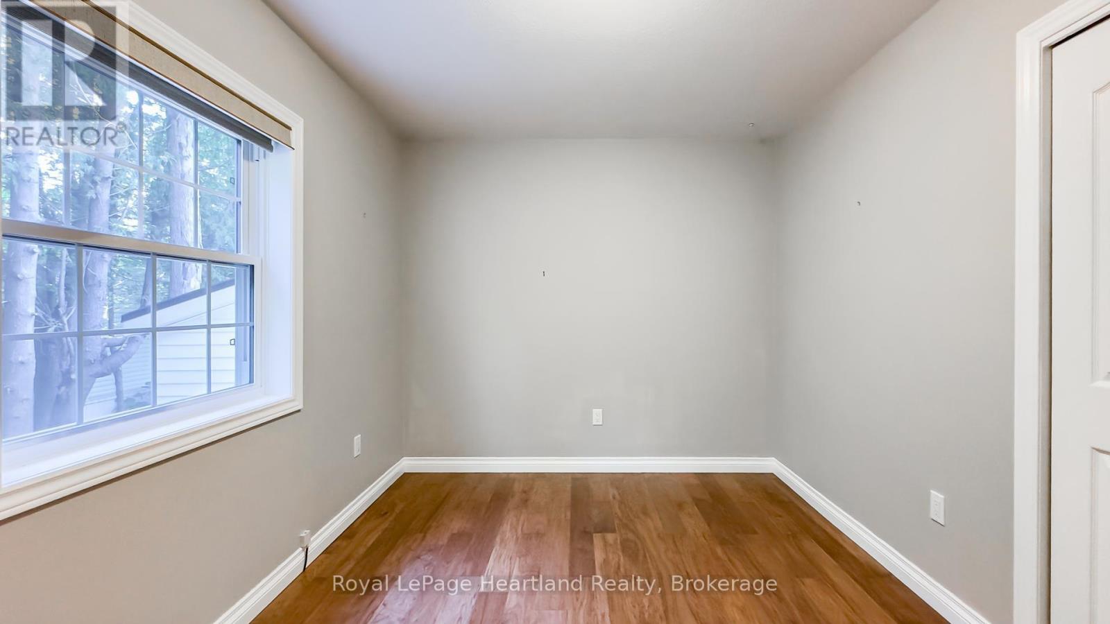 42 Iroquois Lane, Ashfield-Colborne-Wawanosh, Ontario  N7A 3Y2 - Photo 33 - X12397947