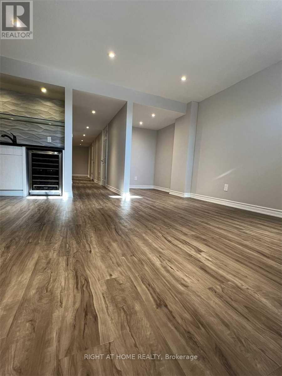 5936 Candlebrook Court, Mississauga, Ontario  L5V 2V5 - Photo 25 - W12397730