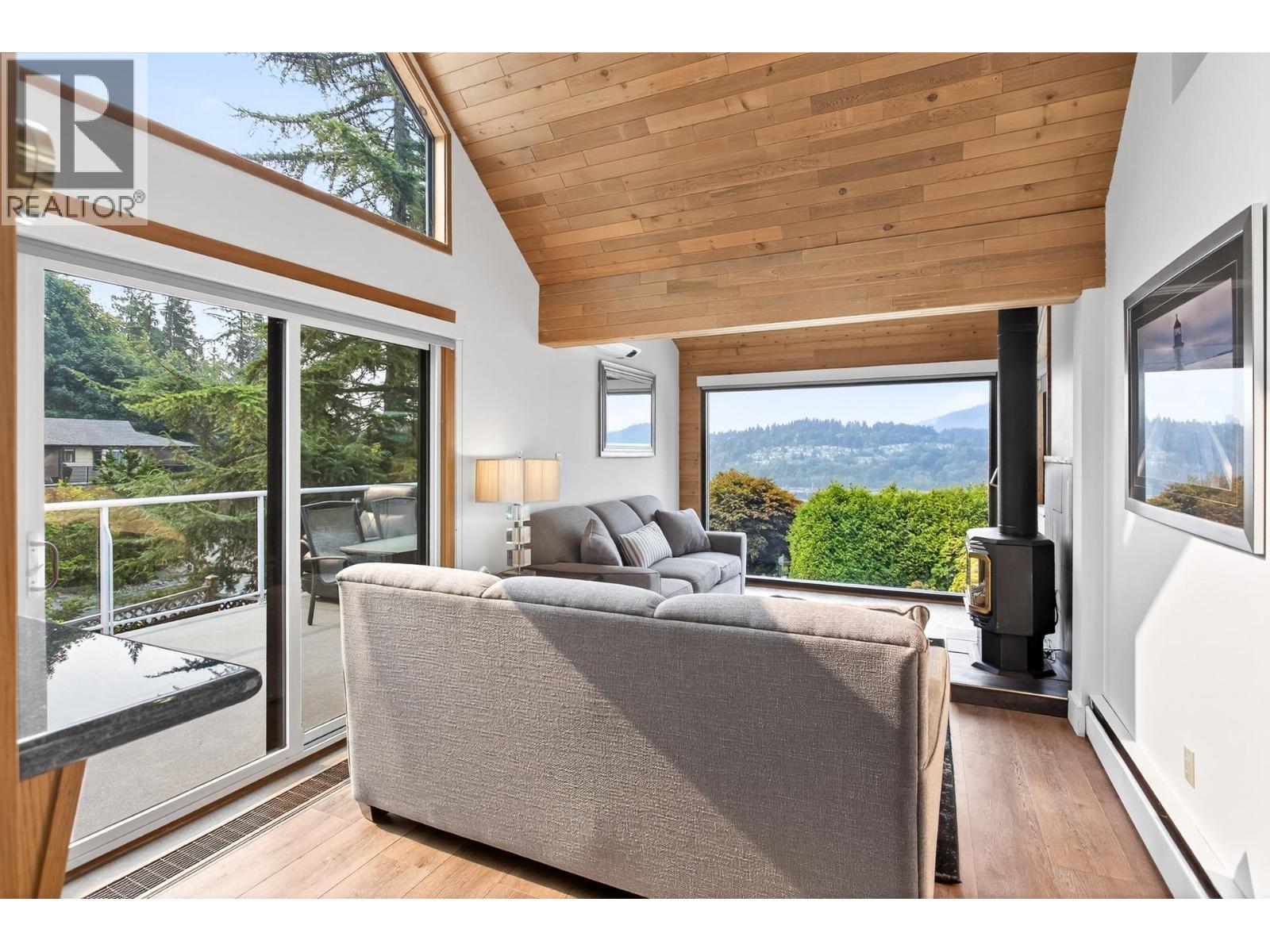15 Crawford Bay, Port Moody, British Columbia  V3H 3N3 - Photo 12 - R3046765