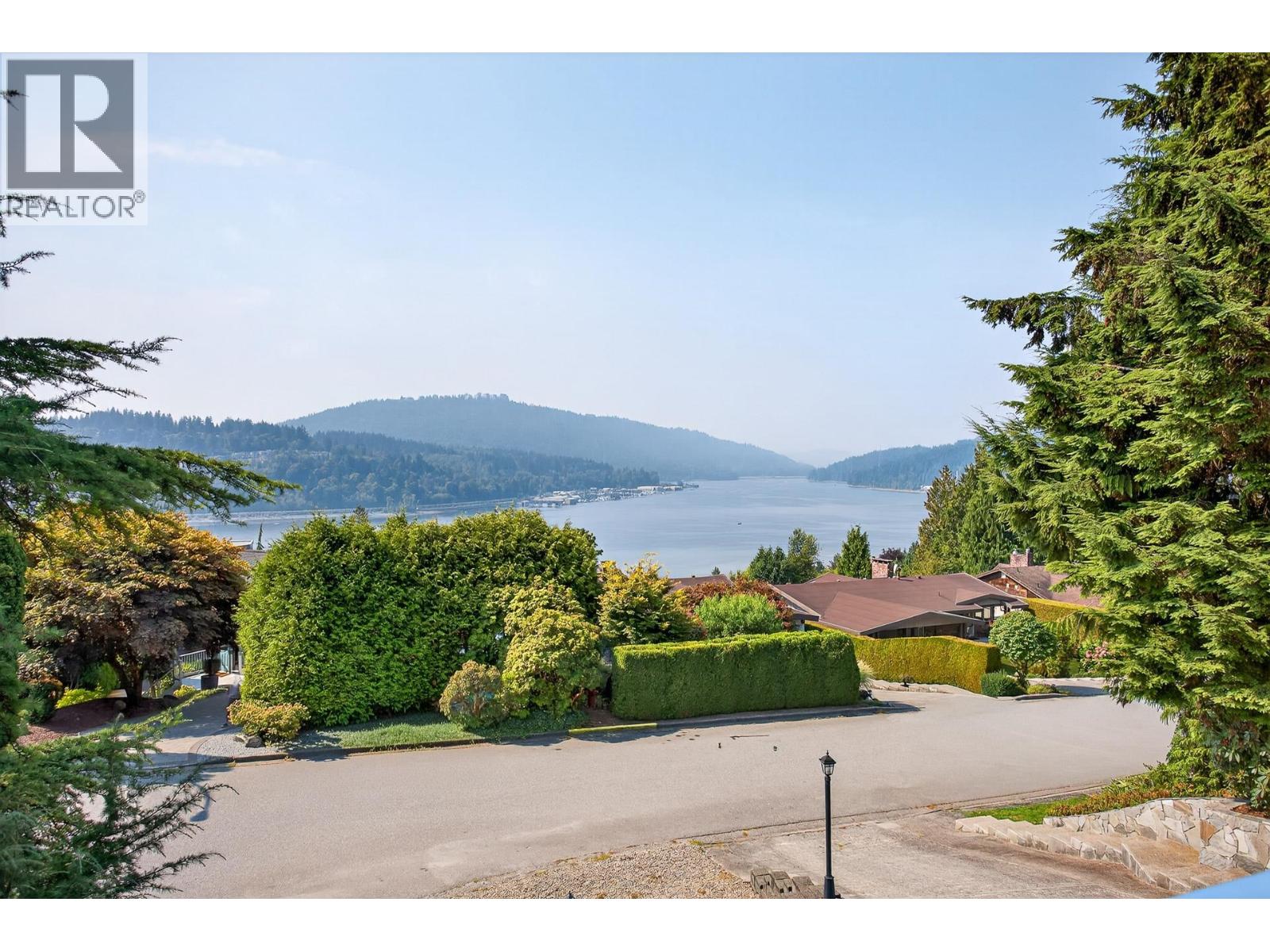 15 Crawford Bay, Port Moody, British Columbia  V3H 3N3 - Photo 17 - R3046765
