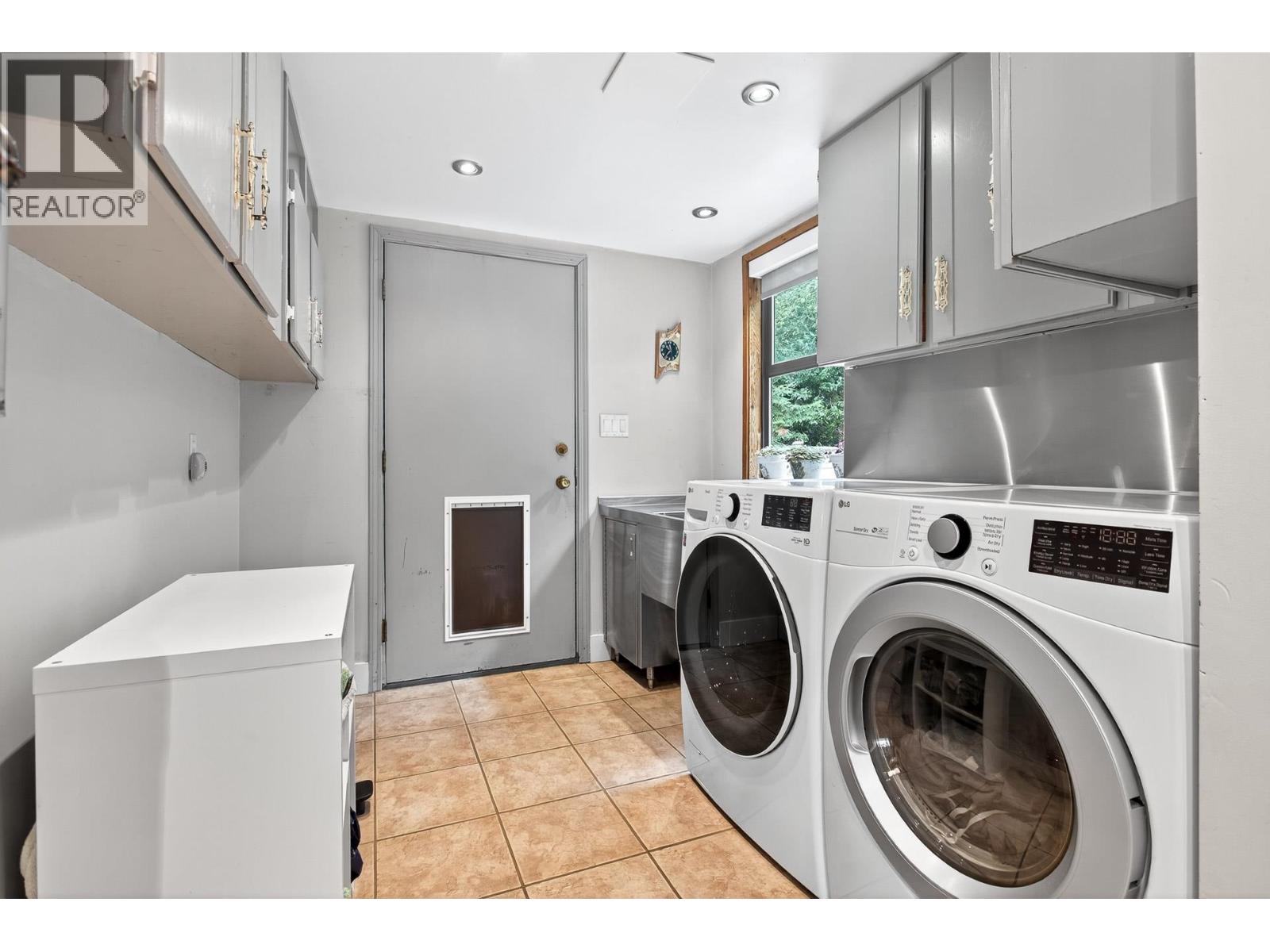 15 Crawford Bay, Port Moody, British Columbia  V3H 3N3 - Photo 22 - R3046765
