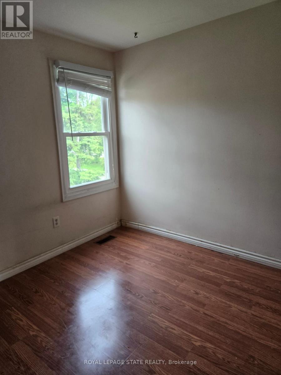4 - 153 Limeridge Road W, Hamilton, Ontario  L9C 2V3 - Photo 8 - X12397701