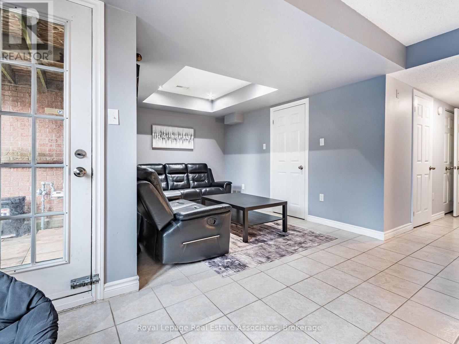 8 - 310 Christopher Drive, Cambridge, Ontario  N1P 1B4 - Photo 33 - X12397720
