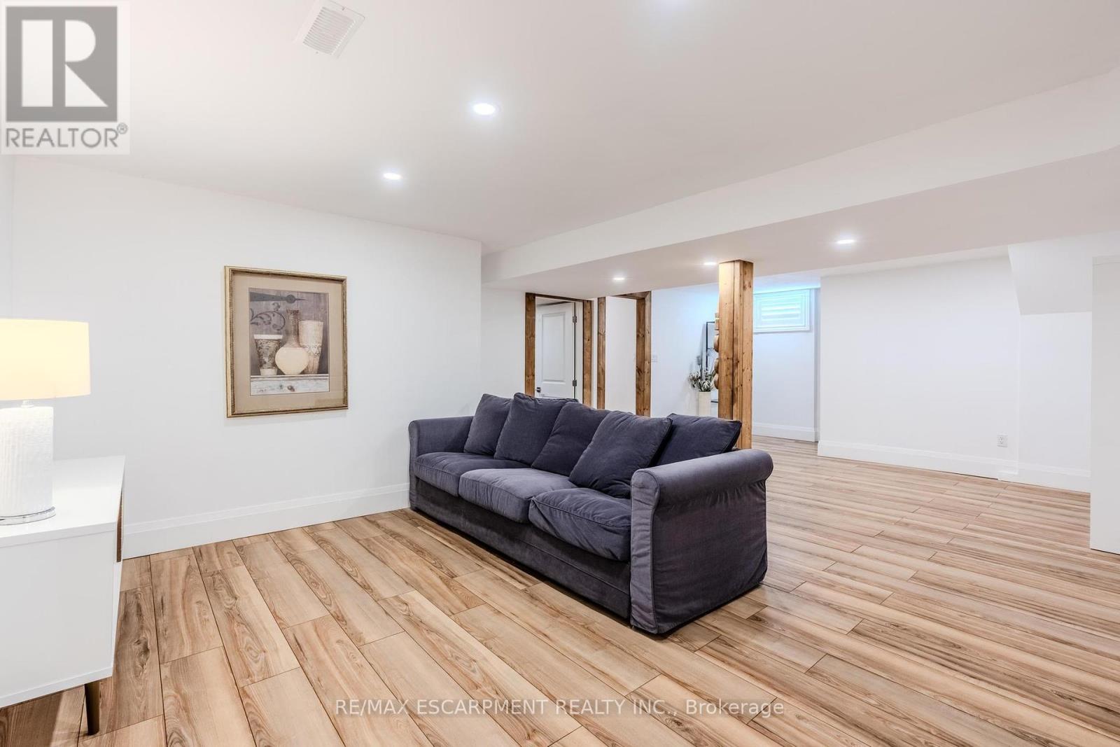 23 West Hampton Road, St. Catharines, Ontario  L2T 3E6 - Photo 31 - X12397782