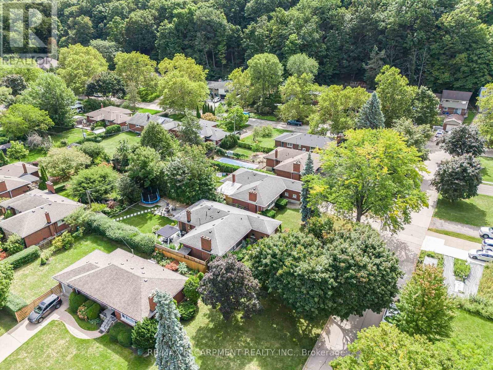 23 West Hampton Road, St. Catharines, Ontario  L2T 3E6 - Photo 49 - X12397782