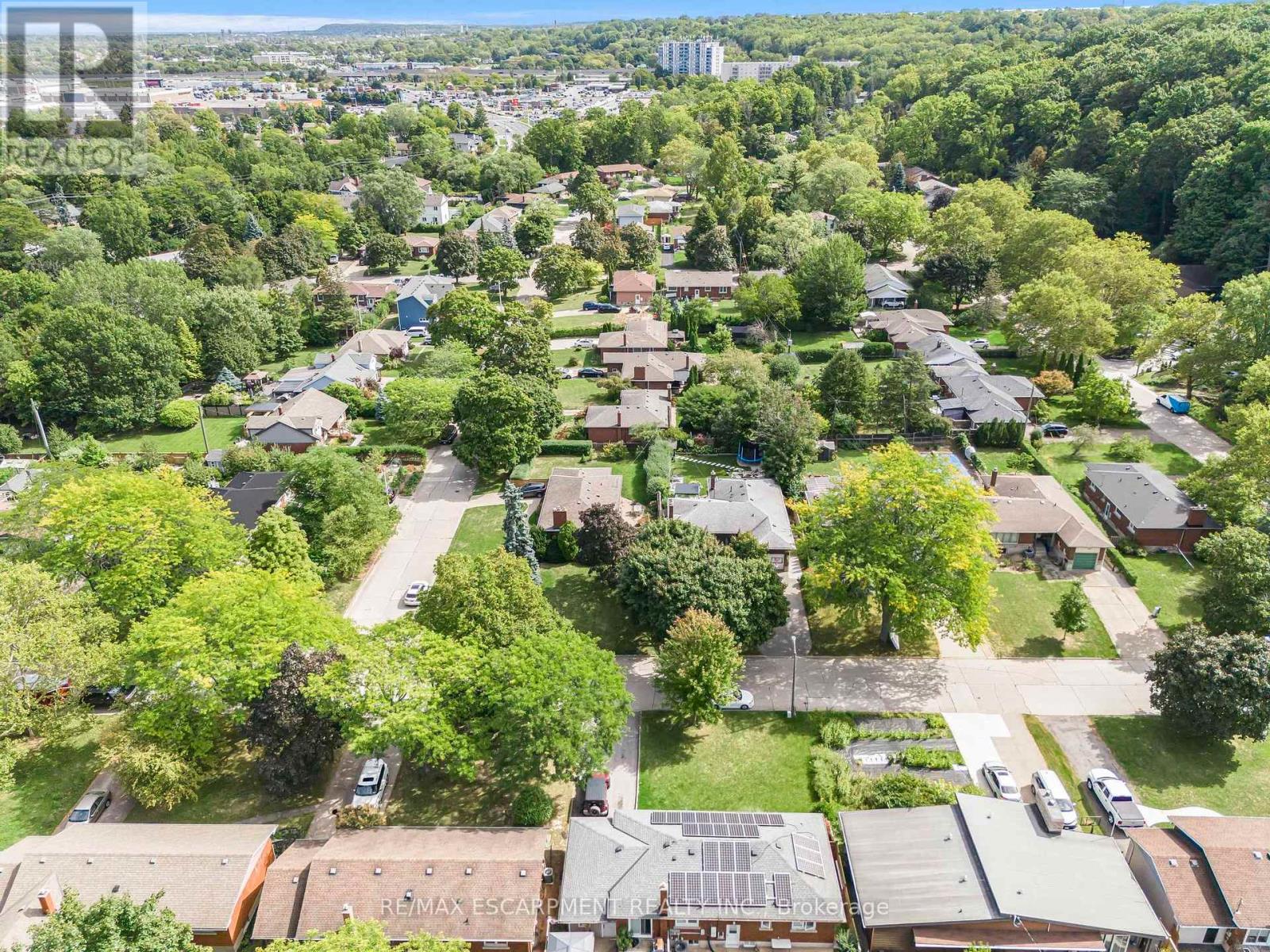 23 West Hampton Road, St. Catharines, Ontario  L2T 3E6 - Photo 50 - X12397782