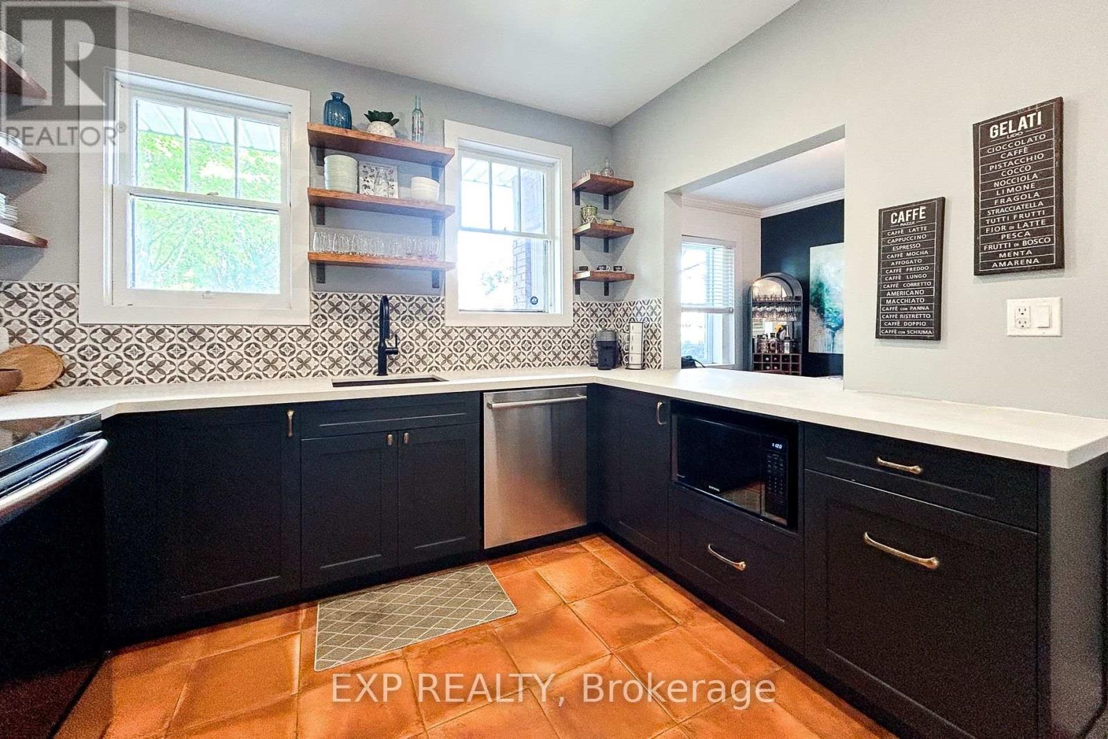 191 Stirton Street, Hamilton, Ontario  L8L 6G7 - Photo 14 - X12397812