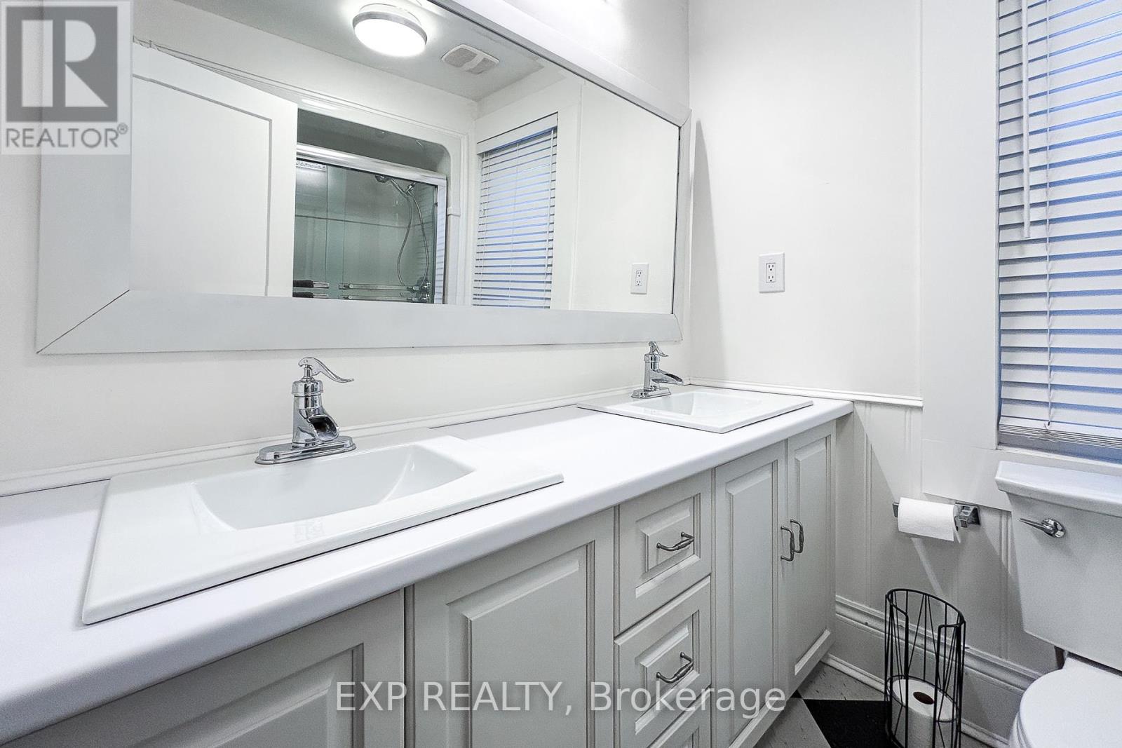191 Stirton Street, Hamilton, Ontario  L8L 6G7 - Photo 25 - X12397812