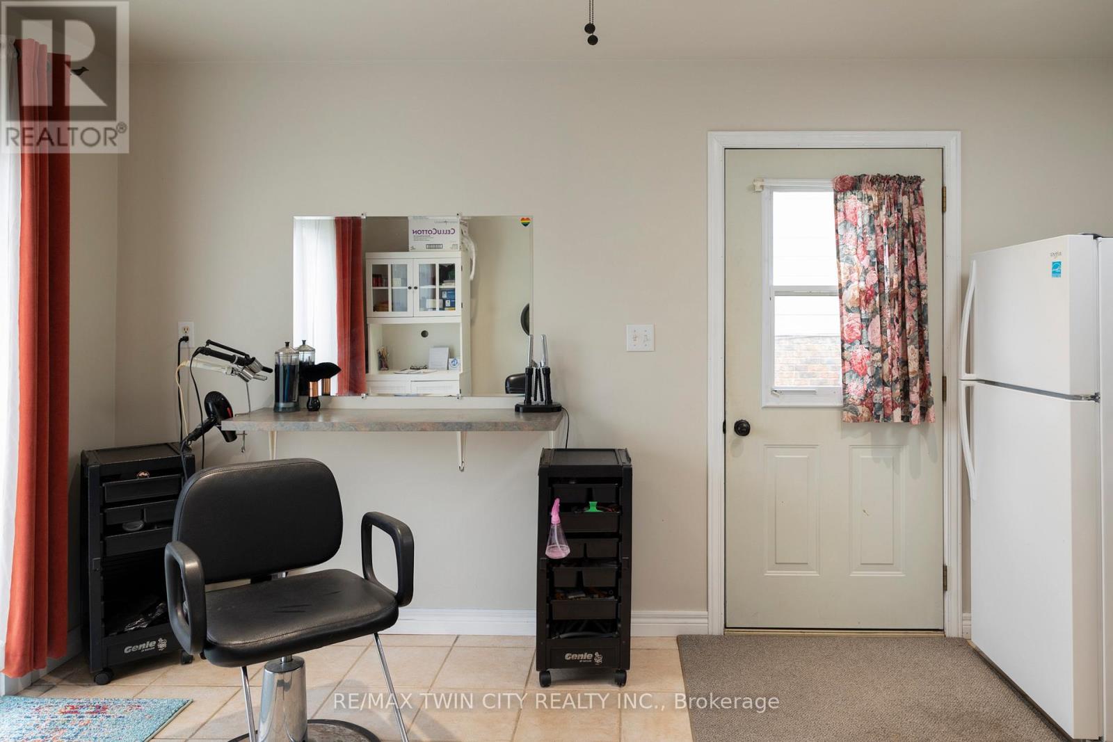 14 Elgin Street W, Norwich, Ontario  N0J 1P0 - Photo 21 - X12397849
