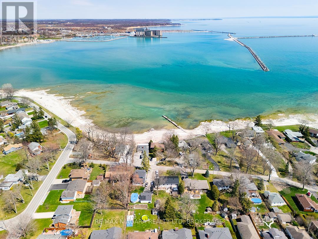 31 Oakridge Crescent, Port Colborne, Ontario  L3K 2T3 - Photo 46 - X12103740