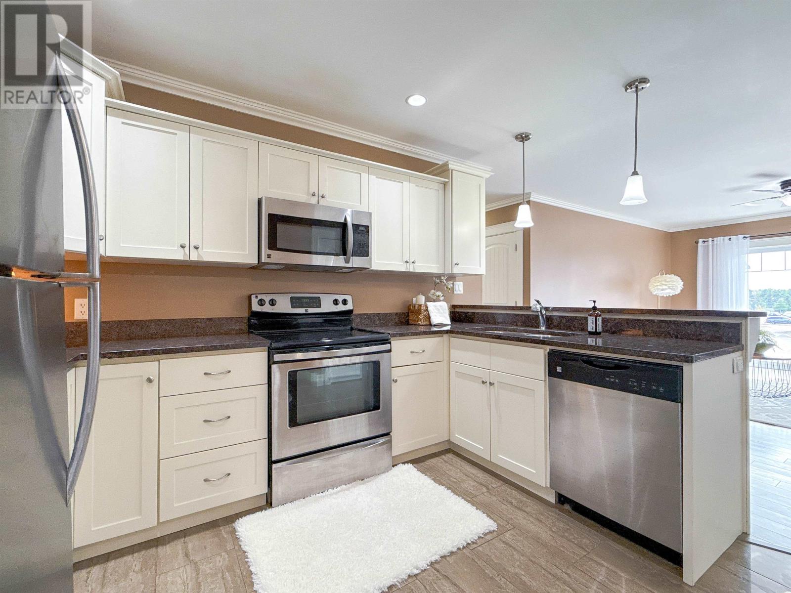 106 55 Glen Stewart Drive, Stratford, Prince Edward Island  C1B 2A8 - Photo 10 - 202523095
