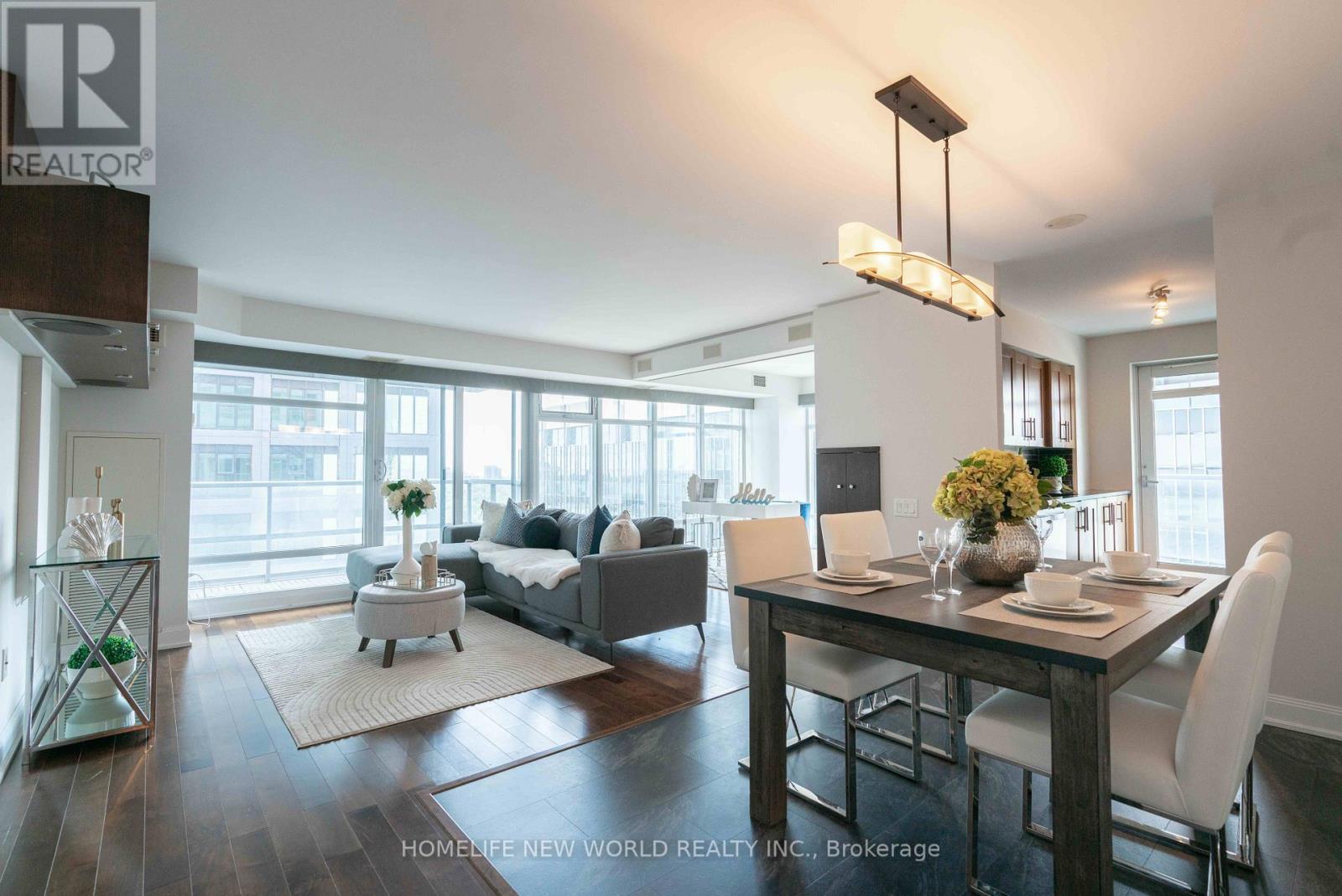 2105 - 2181 Yonge Street, Toronto (Mount Pleasant West), Ontario  M4S 3H7 - Photo 15 - C12337420