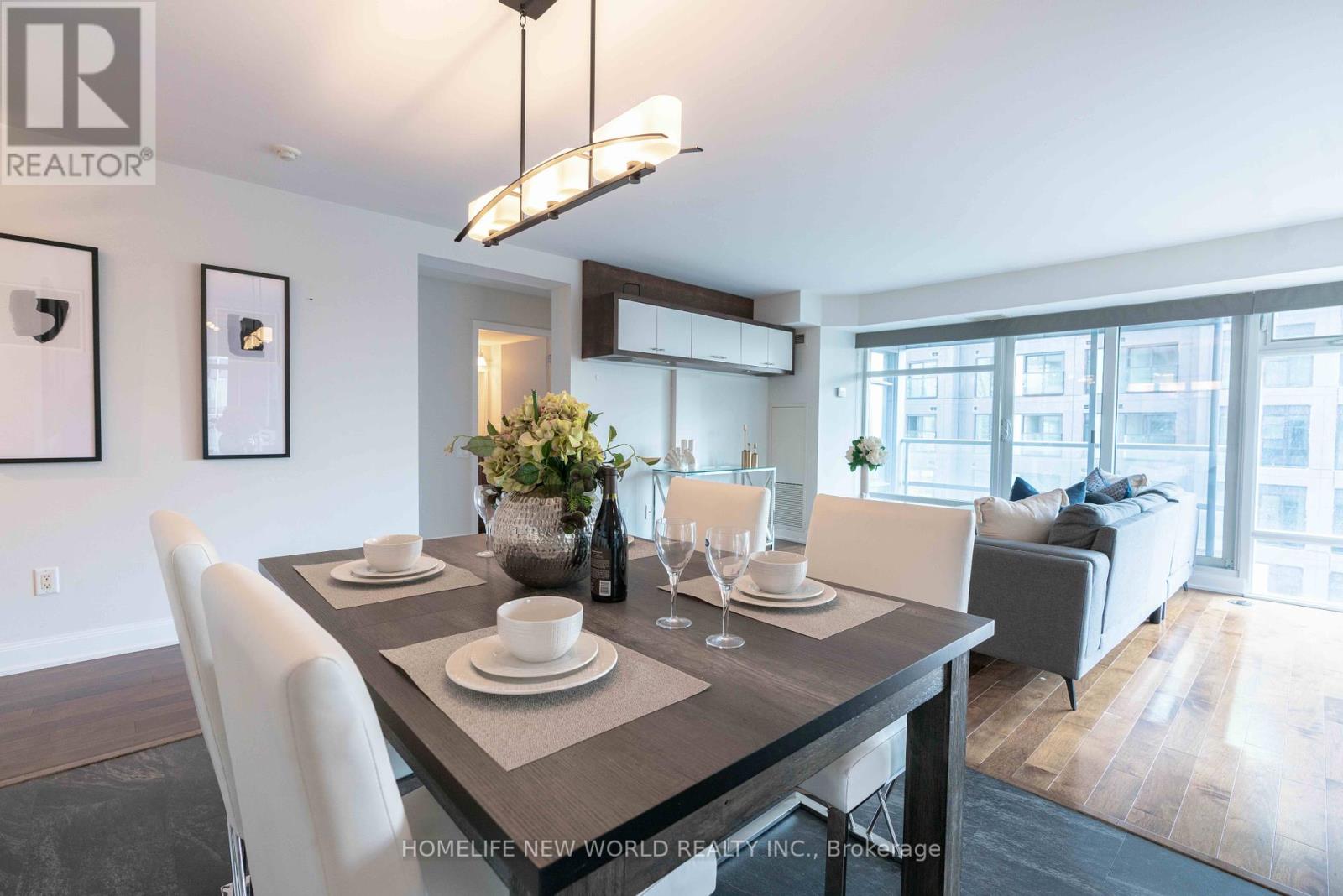 2105 - 2181 Yonge Street, Toronto (Mount Pleasant West), Ontario  M4S 3H7 - Photo 18 - C12337420