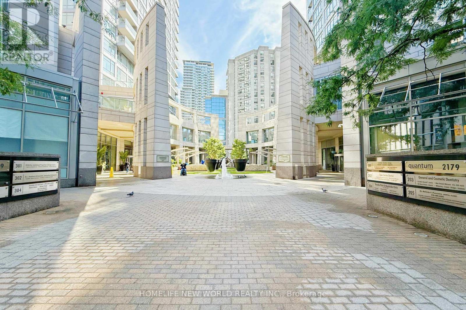 2105 - 2181 Yonge Street, Toronto (Mount Pleasant West), Ontario  M4S 3H7 - Photo 3 - C12337420