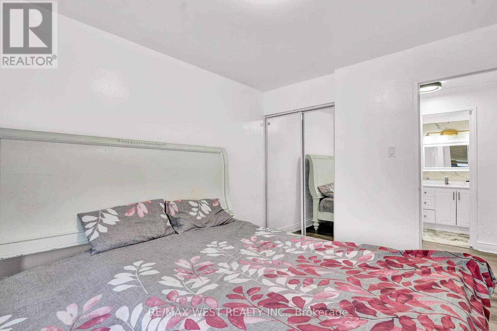 102 - 2825 Islington Avenue, Toronto, Ontario  M9L 2K1 - Photo 17 - W12392548