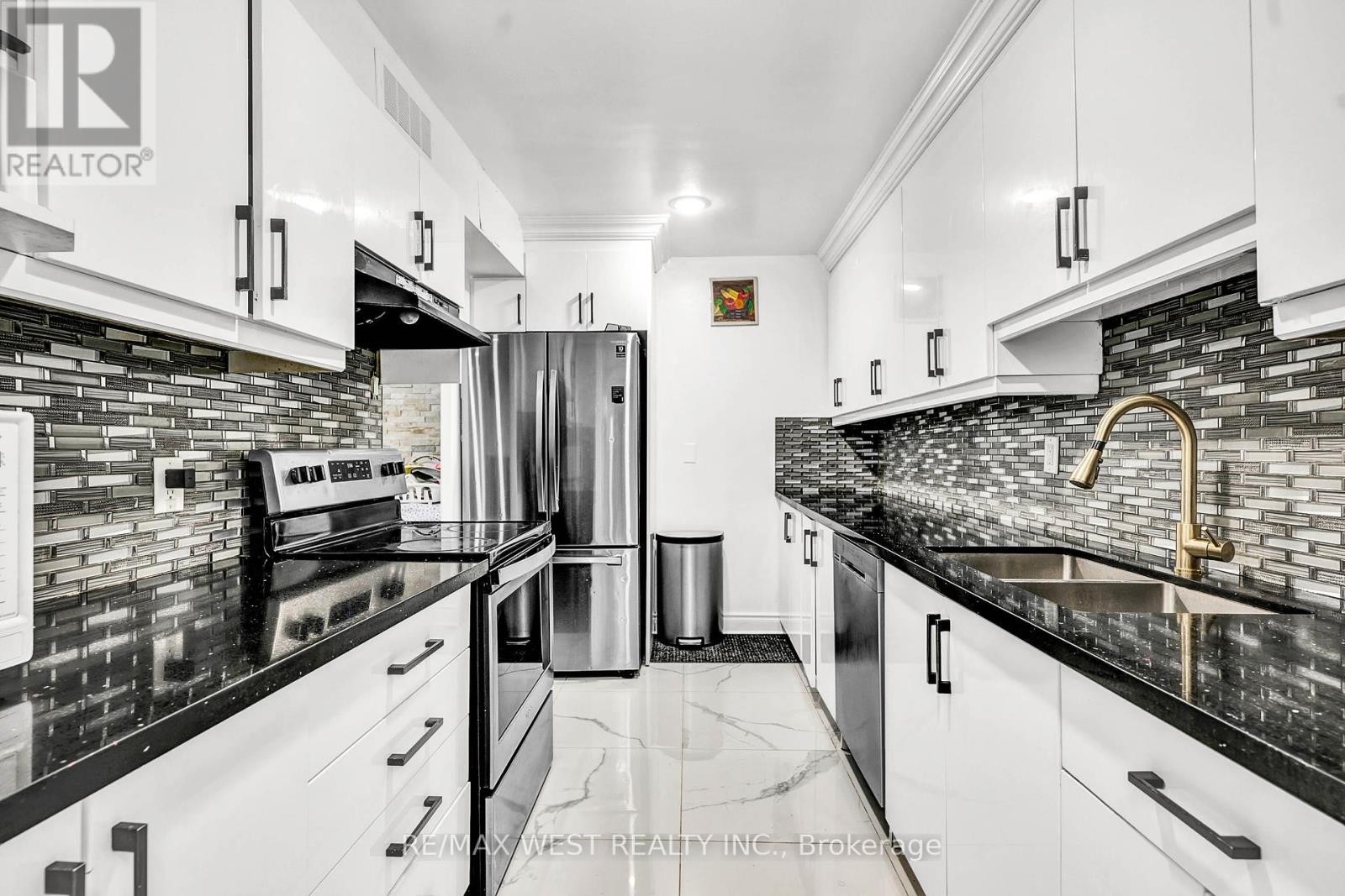 102 - 2825 Islington Avenue, Toronto, Ontario  M9L 2K1 - Photo 12 - W12392548