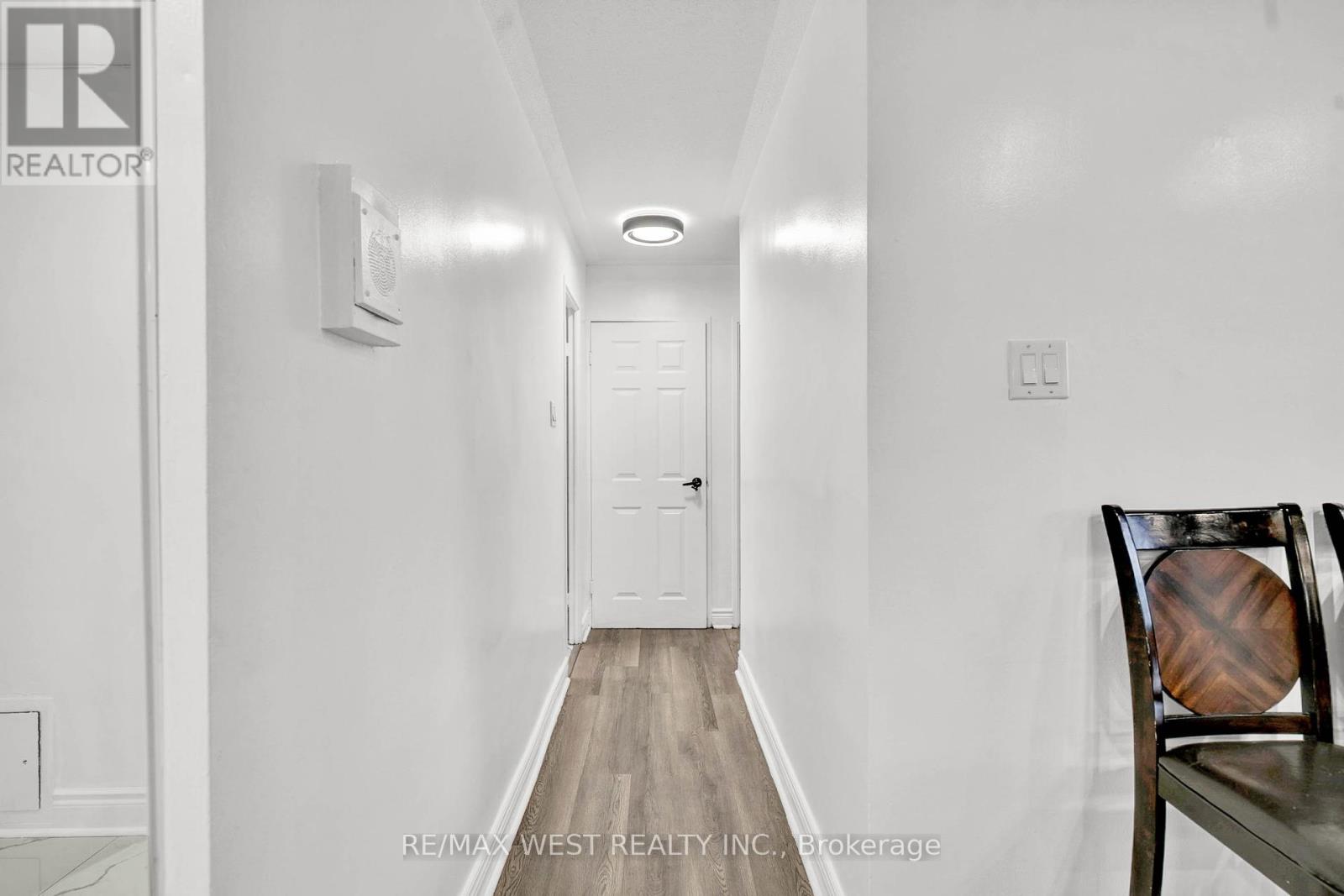 102 - 2825 Islington Avenue, Toronto, Ontario  M9L 2K1 - Photo 15 - W12392548