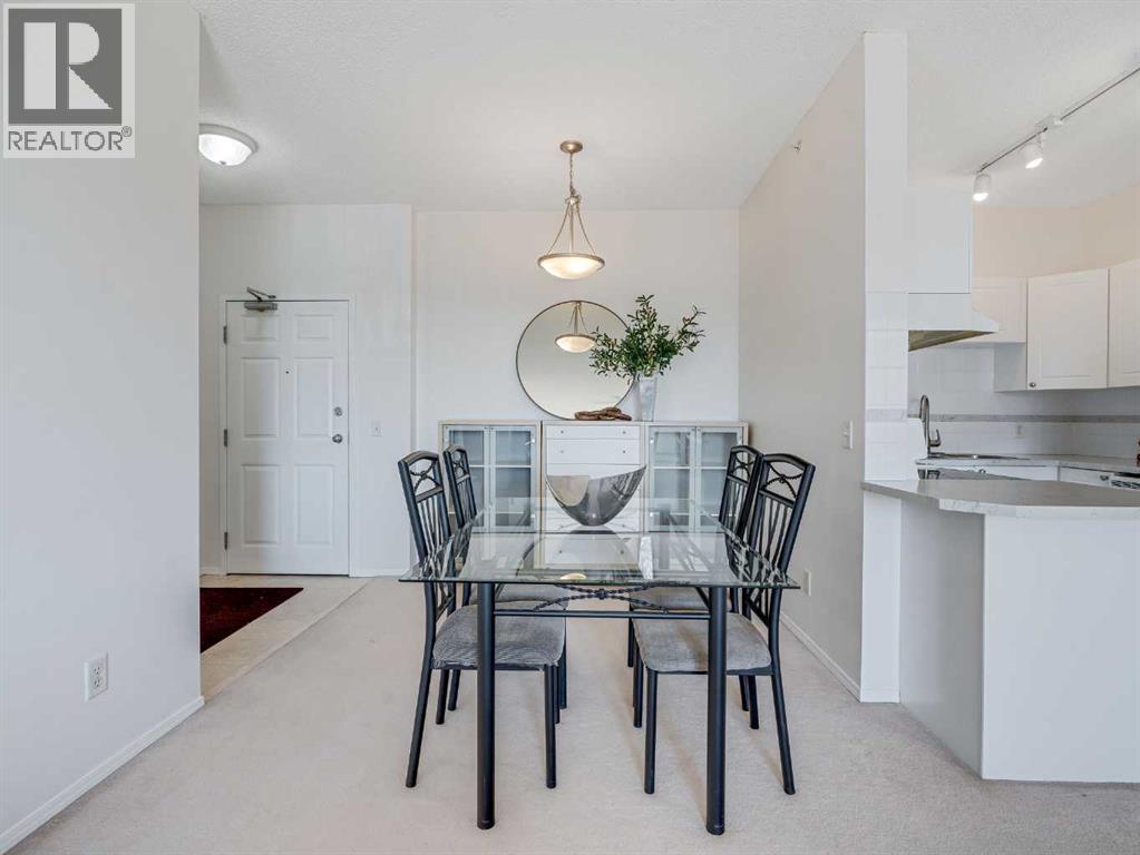 Property at 410, 8 County Village Bay NE image 3