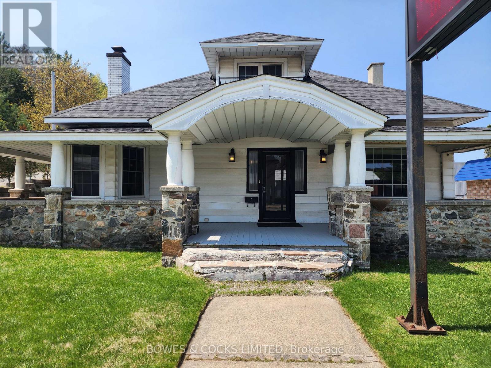 124 MAPLE AVENUE, Dysart et al, Ontario