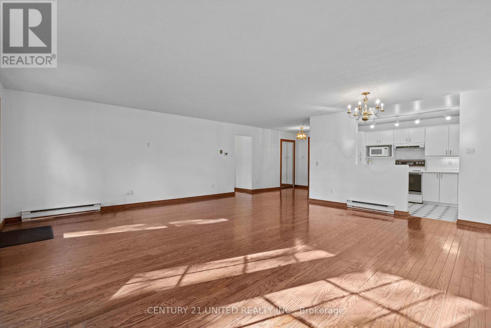 8 - 21 Paddock Wood, Peterborough, Ontario  K9H 7H2 - Photo 14 - X12397997