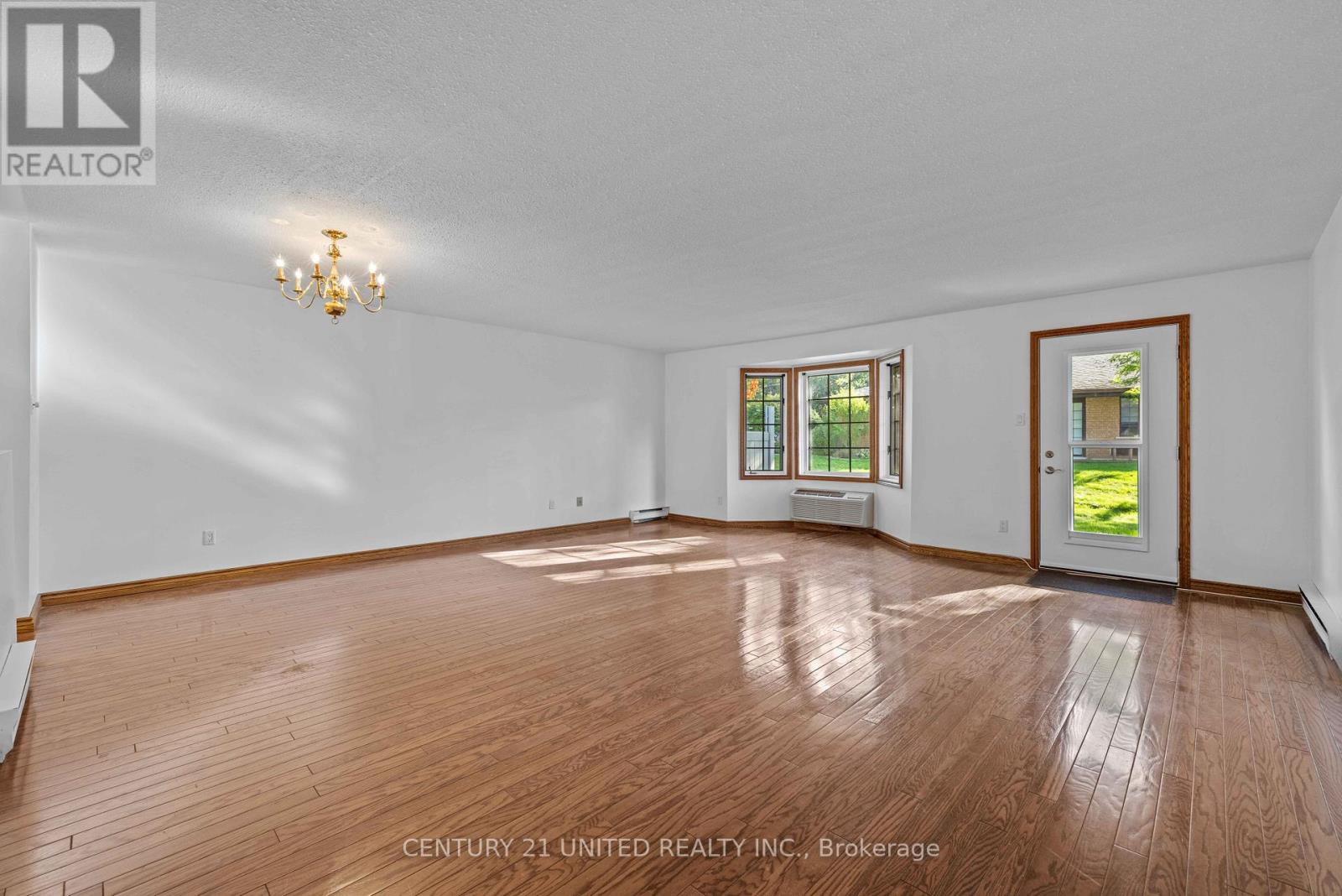 8 - 21 Paddock Wood, Peterborough, Ontario  K9H 7H2 - Photo 16 - X12397997