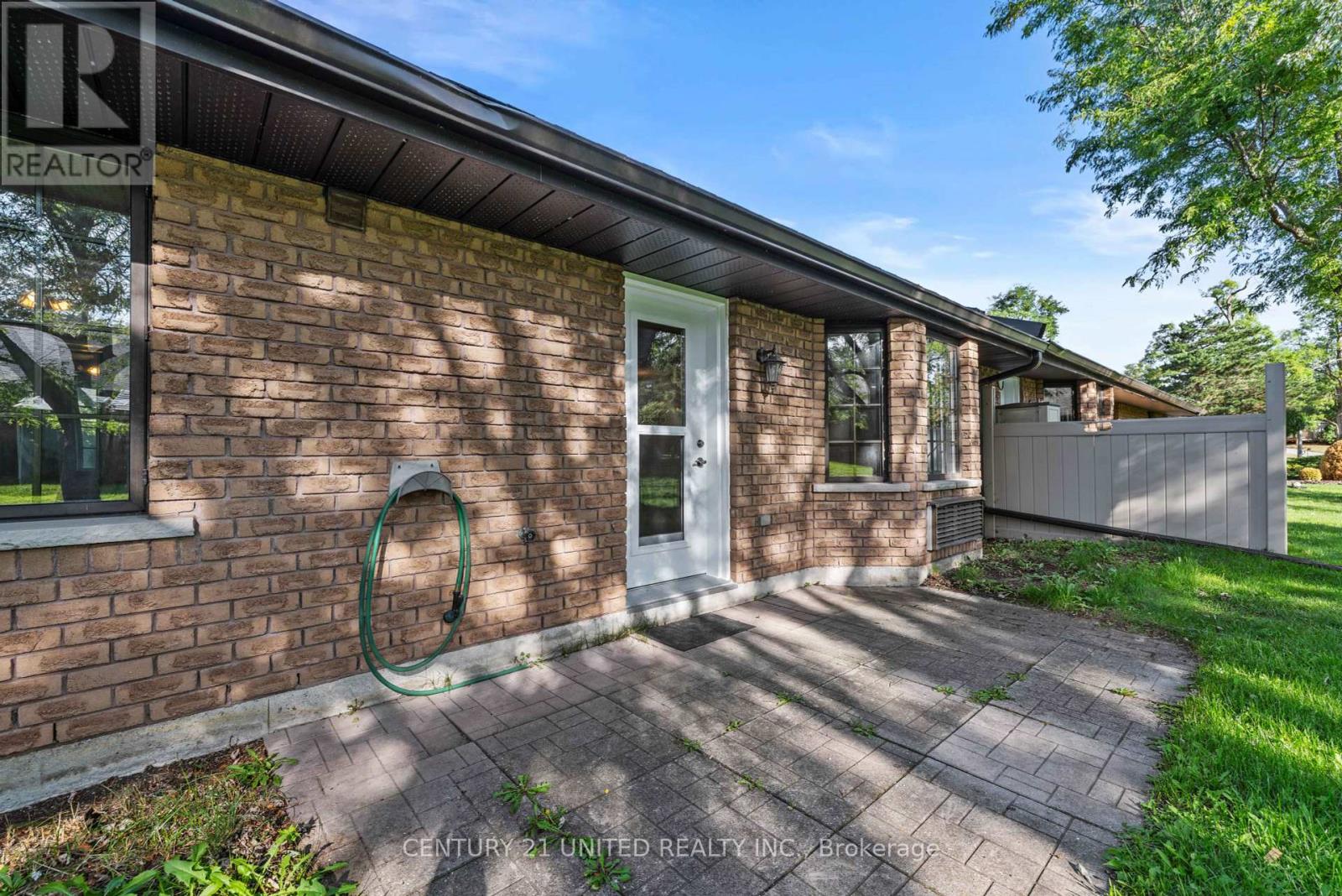 8 - 21 Paddock Wood, Peterborough, Ontario  K9H 7H2 - Photo 23 - X12397997