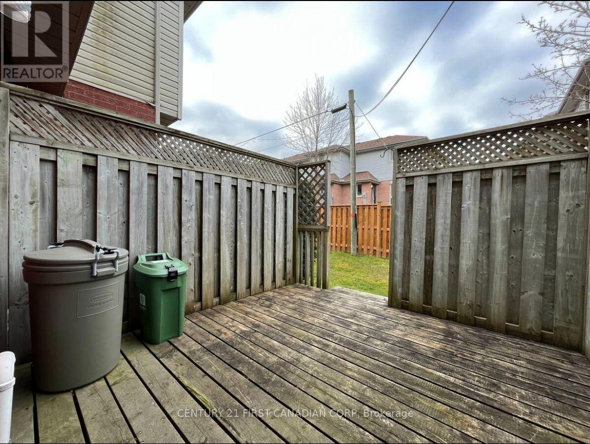 2 - 70 Chapman Court, London North, Ontario  N6G 4Z4 - Photo 18 - X12397973