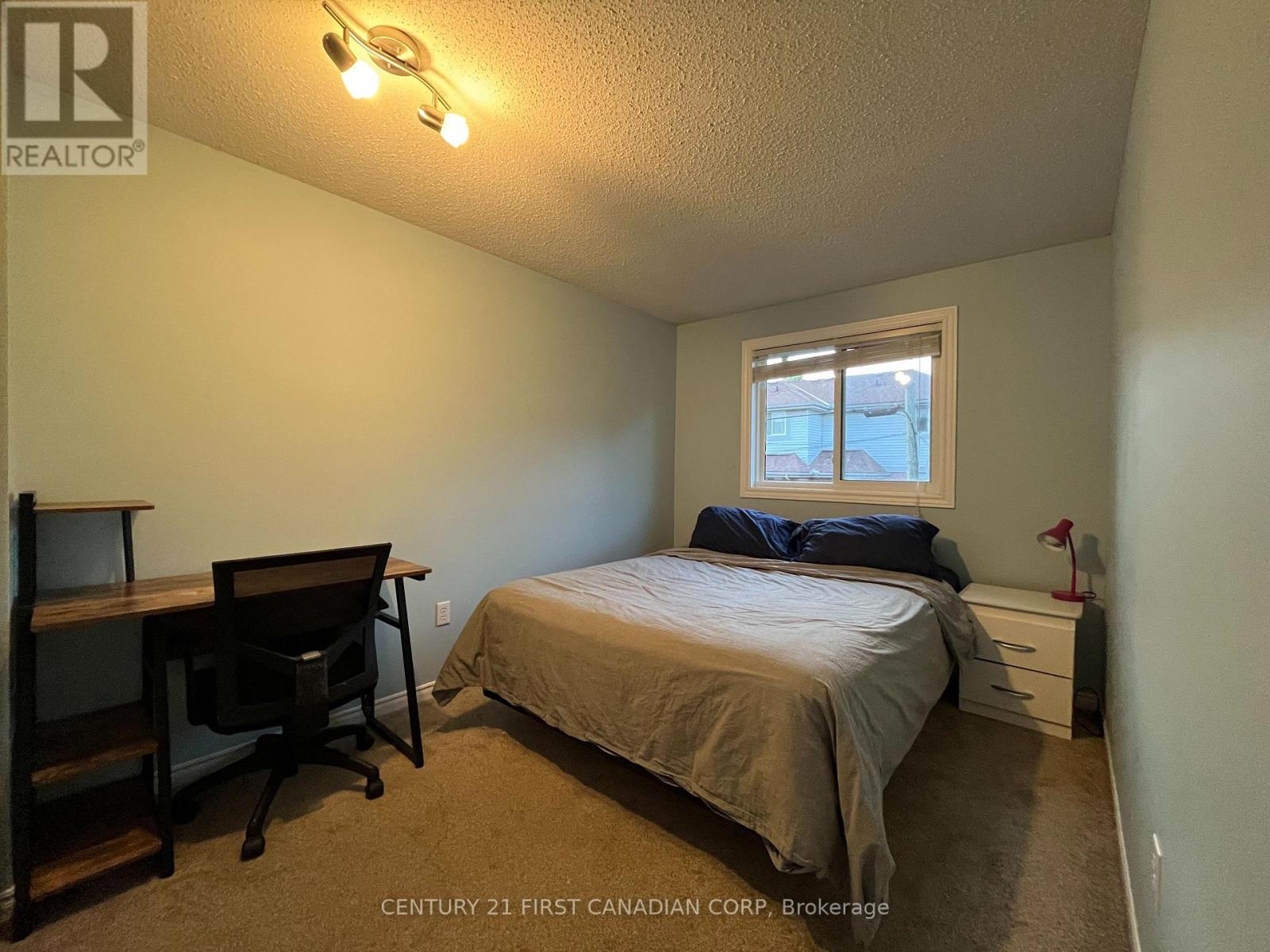 2 - 70 Chapman Court, London North, Ontario  N6G 4Z4 - Photo 9 - X12397973