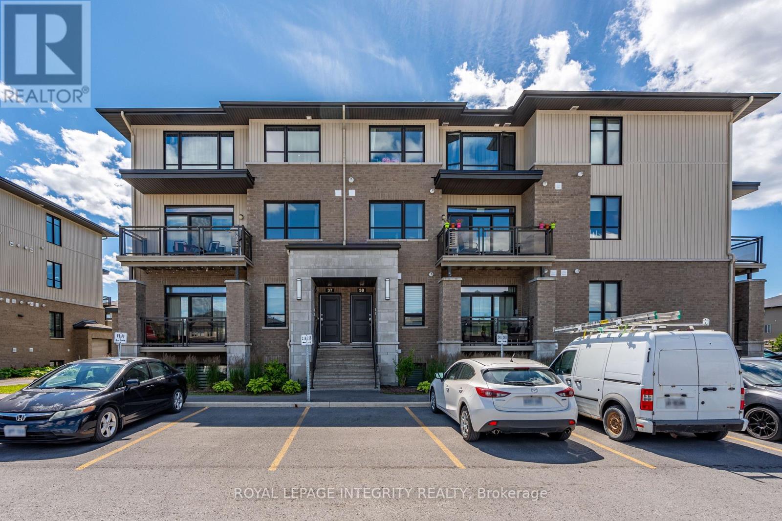 35 CARABINER PRIVATE, Ottawa, Ontario