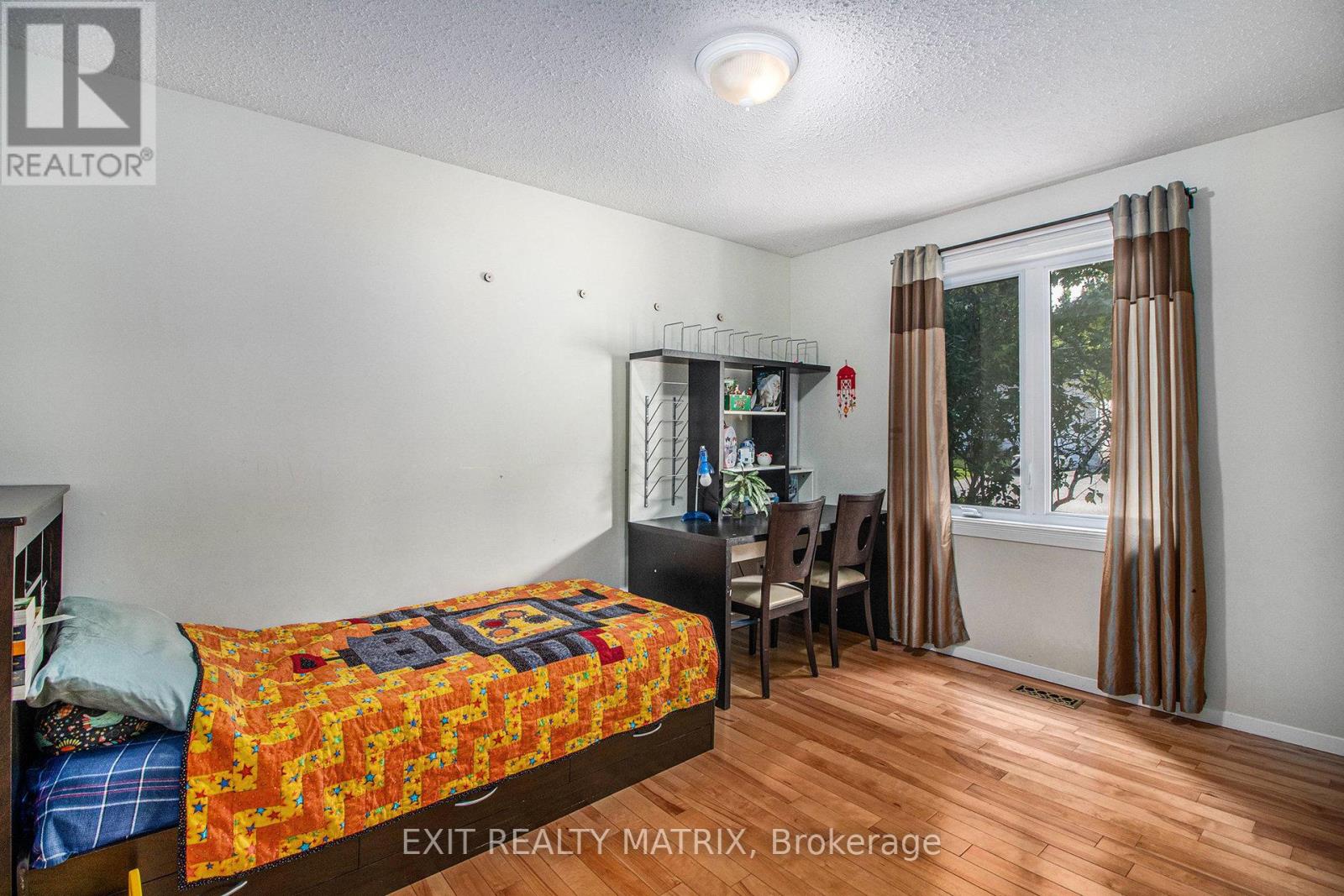 73 George Street, Russell, Ontario  K4R 1C2 - Photo 11 - X12397991