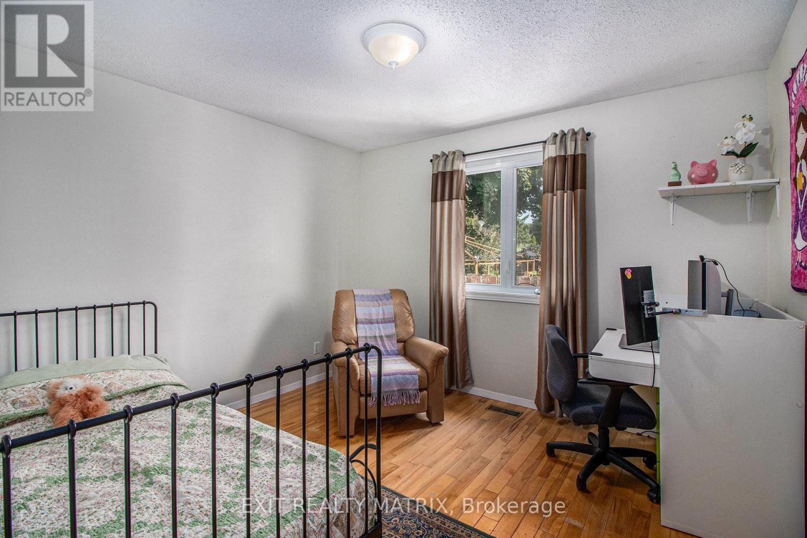 73 George Street, Russell, Ontario  K4R 1C2 - Photo 12 - X12397991