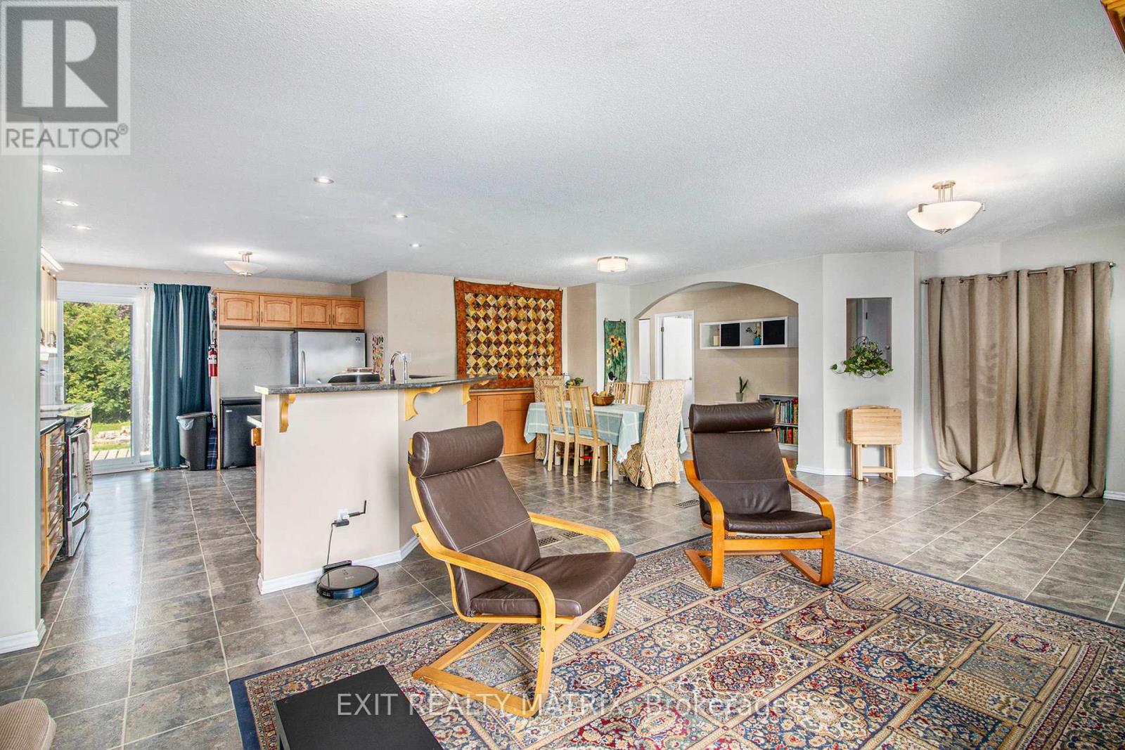Property at 73 GEORGE STREET image 3