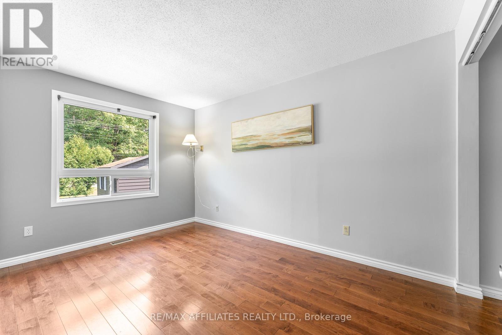 1278 Bayview Drive, Ottawa, Ontario  K0A 3M0 - Photo 6 - X12398008