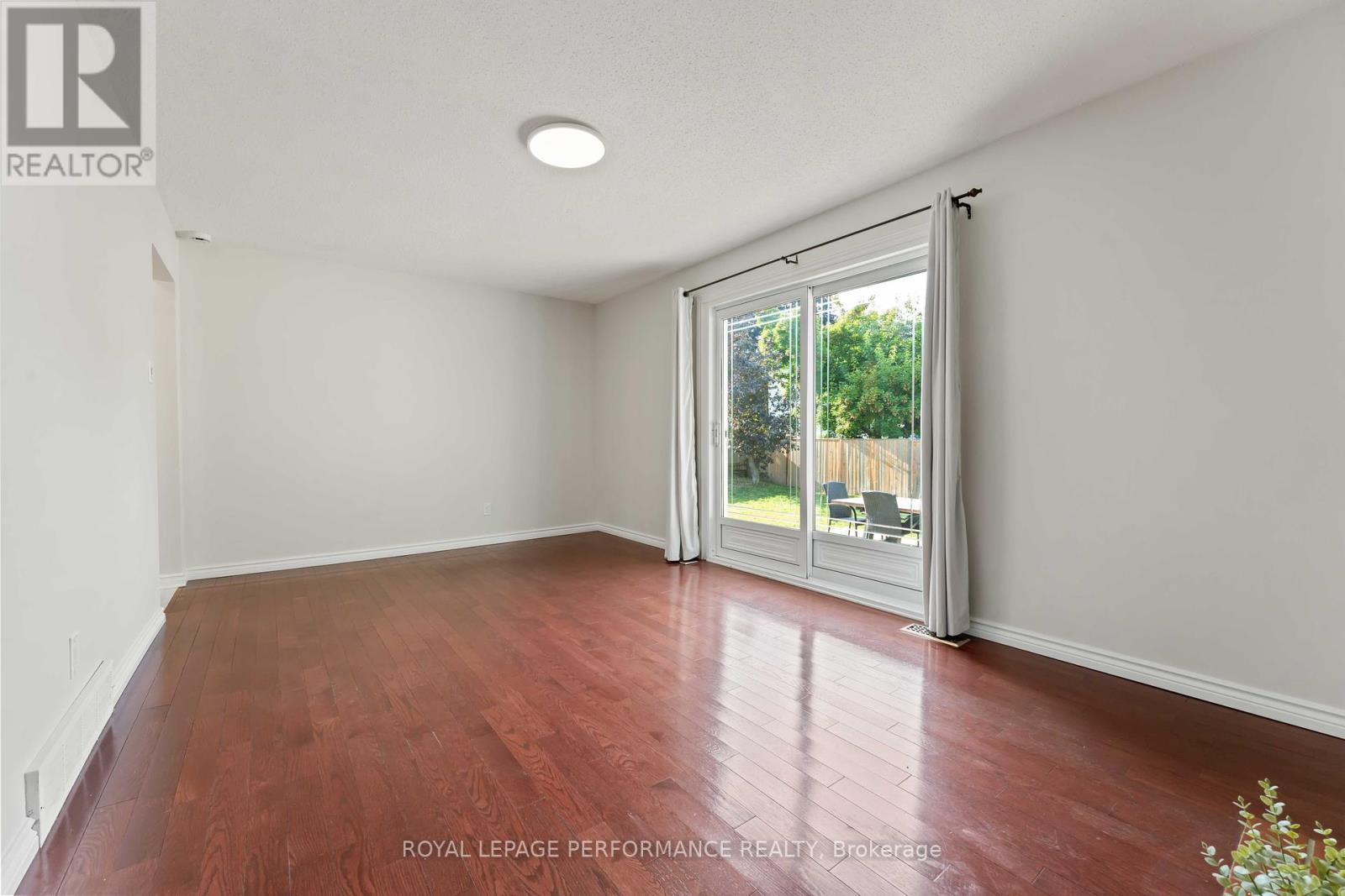 6345 Mattice Avenue N, Ottawa, Ontario  K1C 2G1 - Photo 21 - X12398081