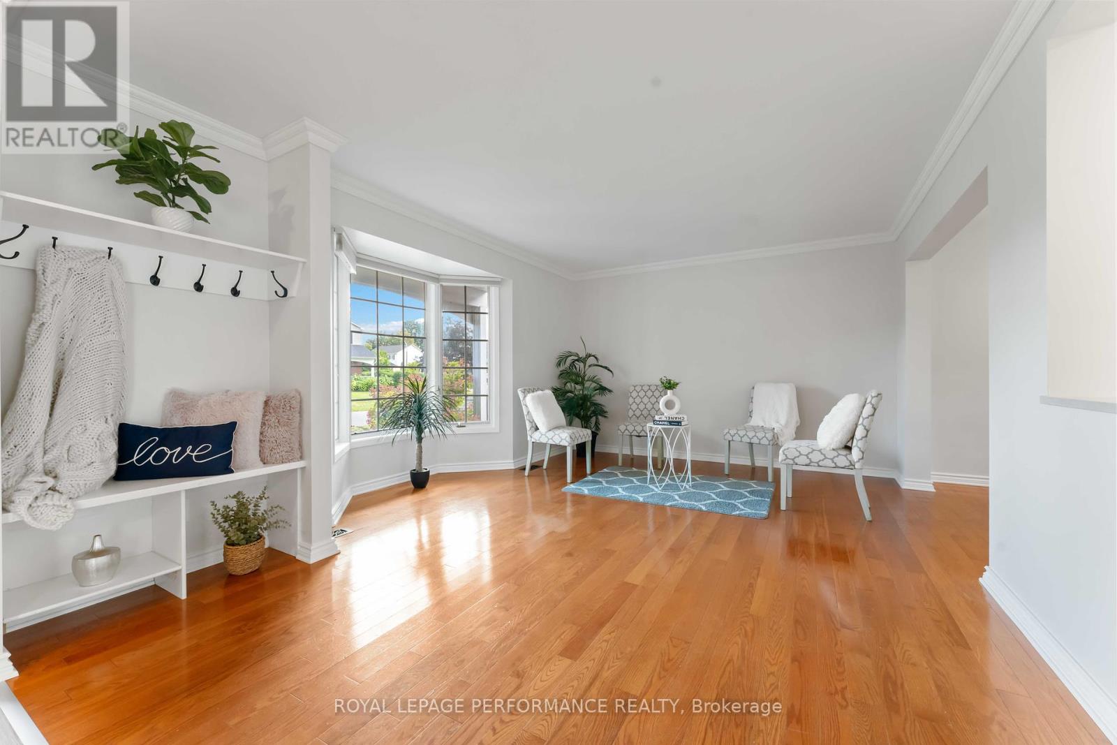 6345 Mattice Avenue N, Ottawa, Ontario  K1C 2G1 - Photo 8 - X12398081
